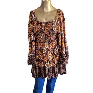 Angie Floral Smocked Tunic Top M Rayon Bell Sleeve Boho Peasant Vtg prairie